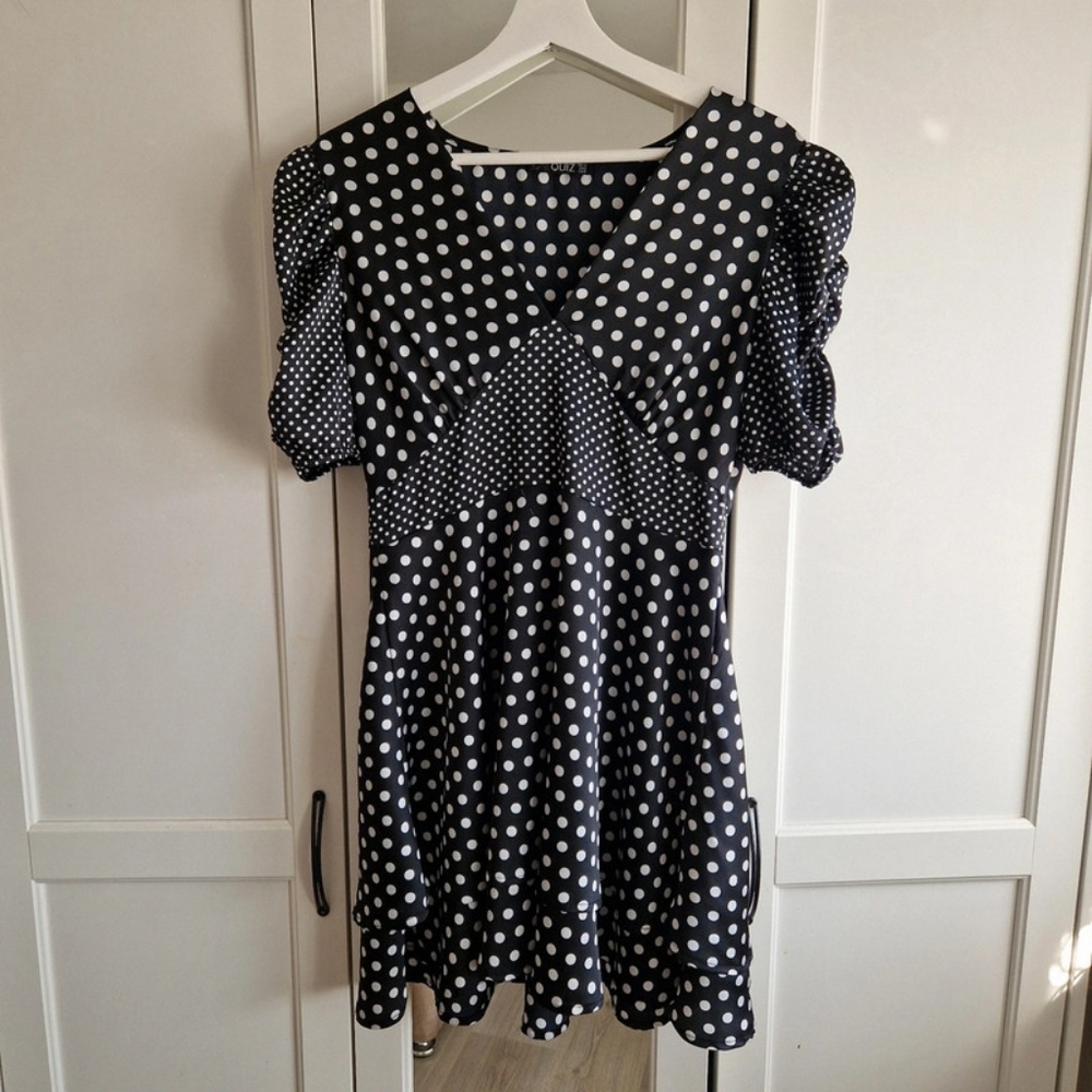 Polka Dot Dress with Puff Sleeves